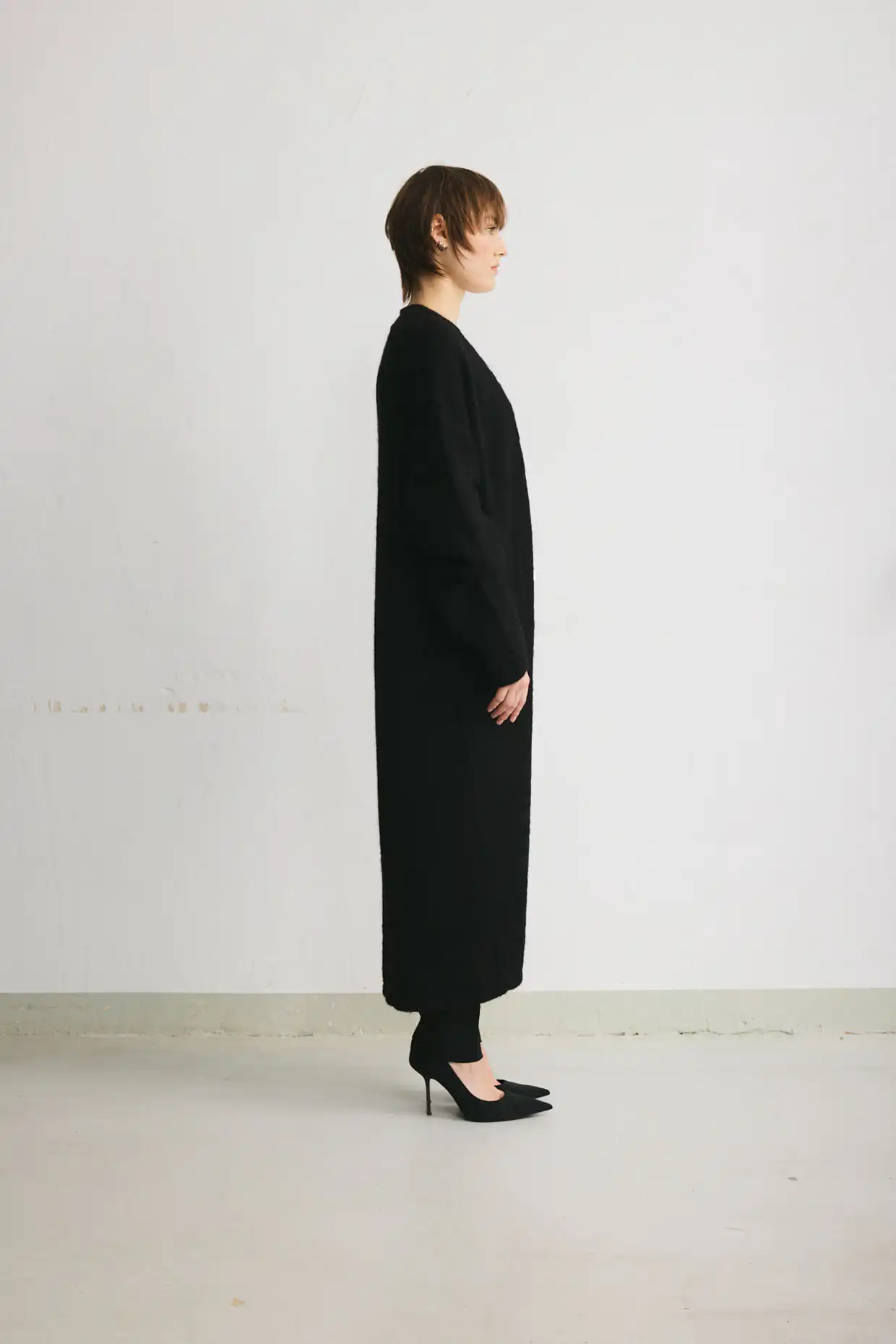 Long black Suri alpaca & merino wool cardigan. - Image 3
