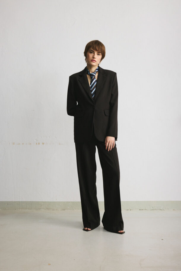 Exclusive FUSSÉT wool blazer in brown (dark chocolate).